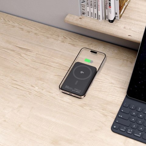 Powerbank Tech-Protect PB24 LifeMag QI2 MagSafe 10000 mAh - czarny