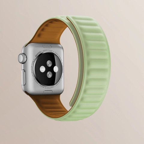 Pasek magnetyczny Magnetic Strap opaska bransoleta do Apple Watch 38 / 40 mm - czerwony